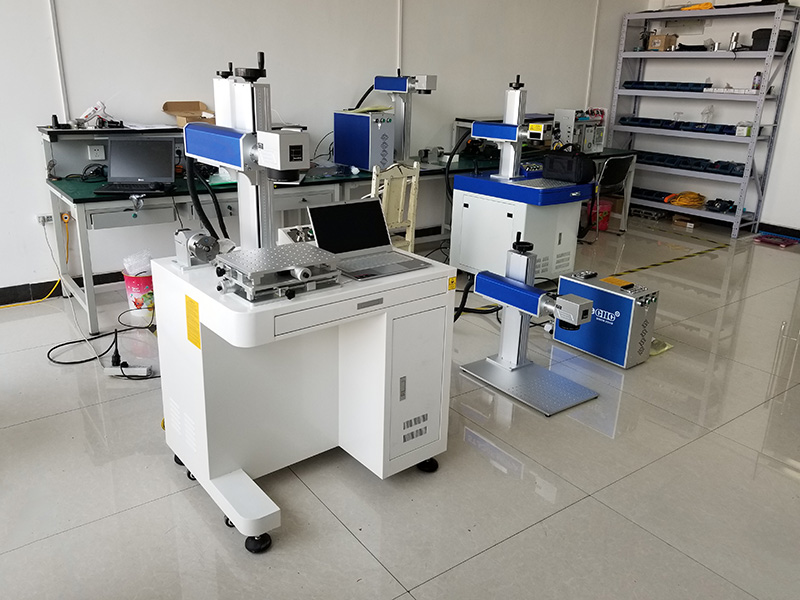 特價出售用于杯子和玻璃杯的旋轉光纖激光雕刻機