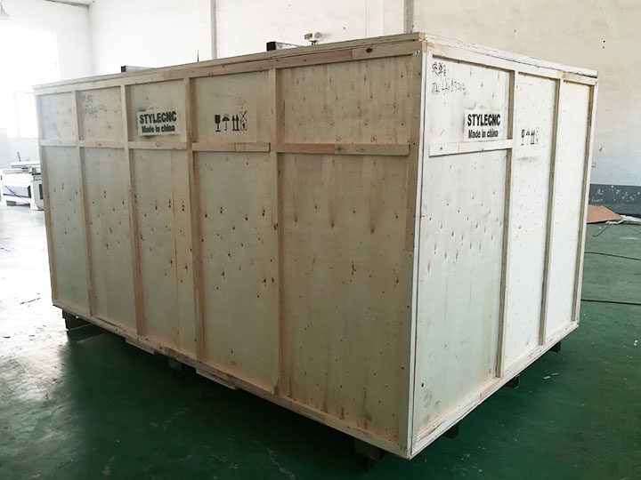 線性自動換刀數控雕刻刻機套件 STM1325C 線性自動換刀數控雕刻刻機套件 STM1325C