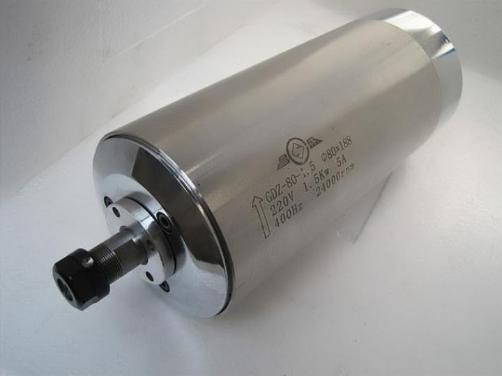 如何去除數(shù)控木工雕刻機(jī)主軸電機(jī)上的銹跡 如何去除數(shù)控木工雕刻機(jī)主軸電機(jī)上的銹跡