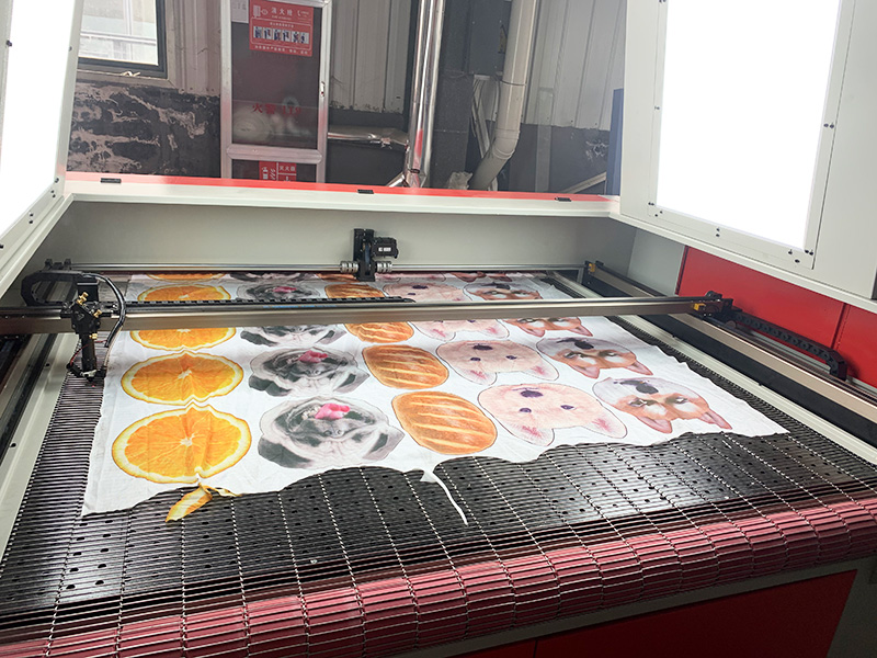 織物激光切割機(jī)項目