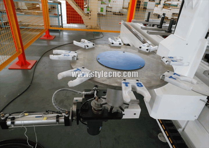 迷你五軸數控銑床用于 3D 造型與切割