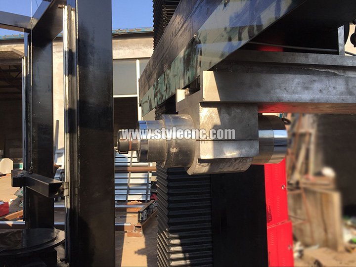 適用于佛像和雕塑的四軸石材數控機床