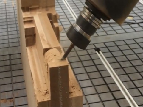 帶換刀裝置的四軸木工數控雕刻機