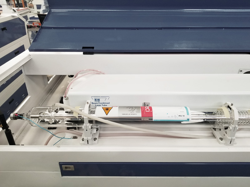 最佳預算 CO2 適用于金屬、丙烯酸、木材的激光切割機