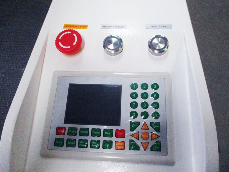 最佳預算 CO2 適用于金屬、丙烯酸、木材的激光切割機