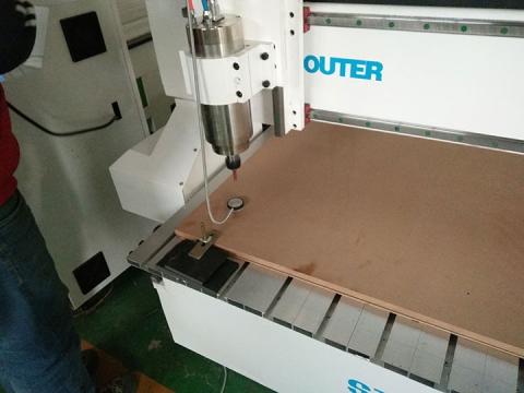 數(shù)控雕刻機床的工具傳感器如何工作? 數(shù)控雕刻機床的工具傳感器如何工作?