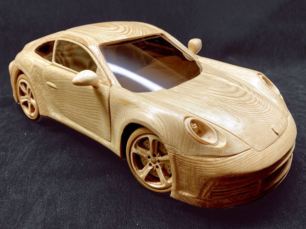 用于車身造型的五軸數(shù)控機床