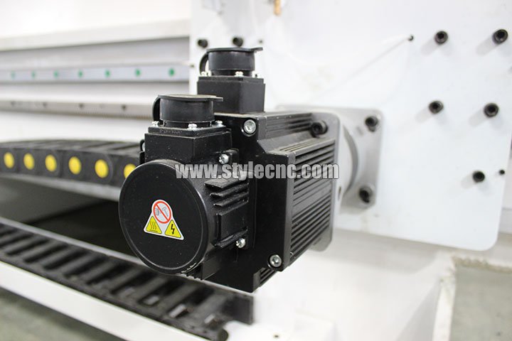 石材數控加工中心安川伺服電機 石材數控加工中心安川伺服電機