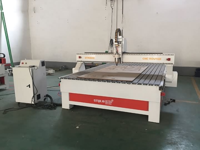 工業木工數控雕刻機 STM2040年在比利時
