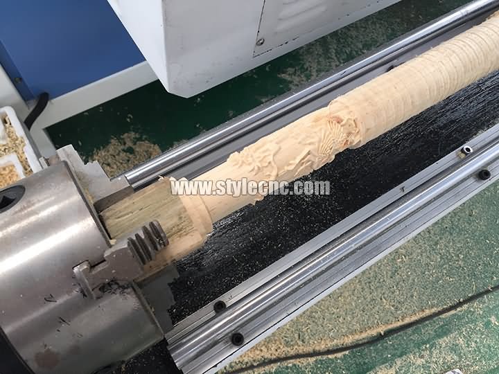 帶第四軸的數(shù)控雕刻機(jī)