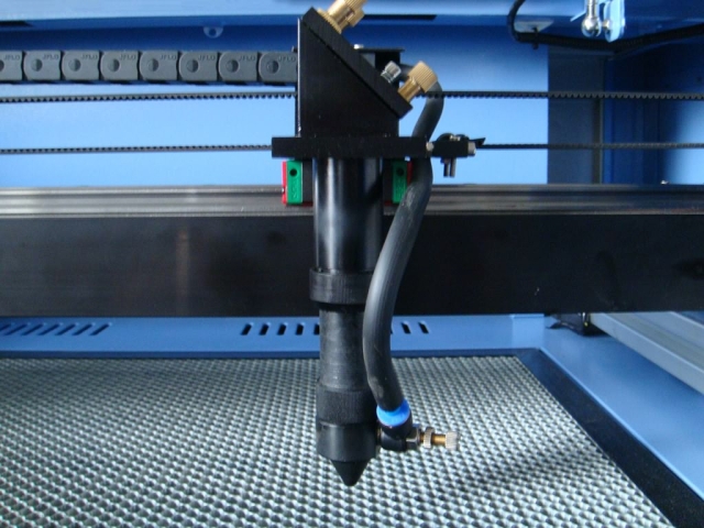 操作激光雕刻機時您應該知道的 9 個技巧