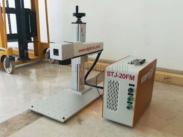 荷蘭彩色激光雕刻機