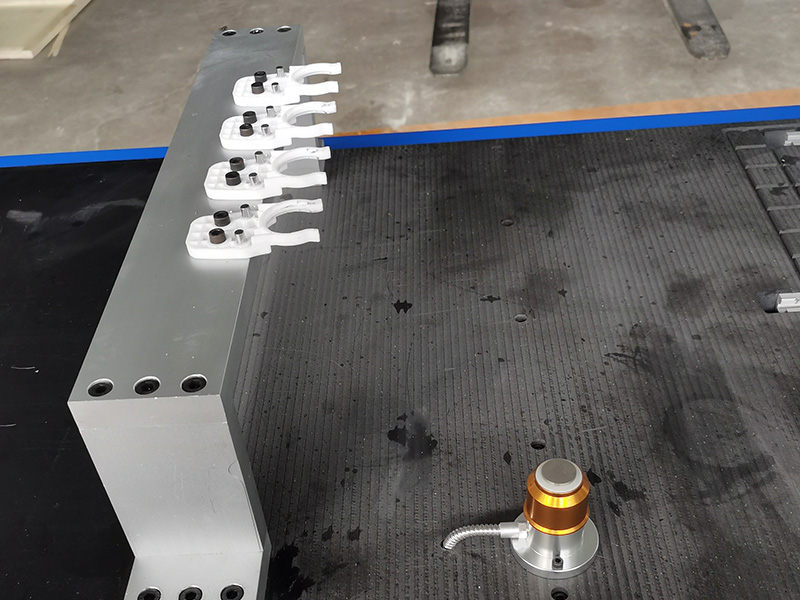 小型數控雕刻機床刀架 小型數控雕刻機床刀架