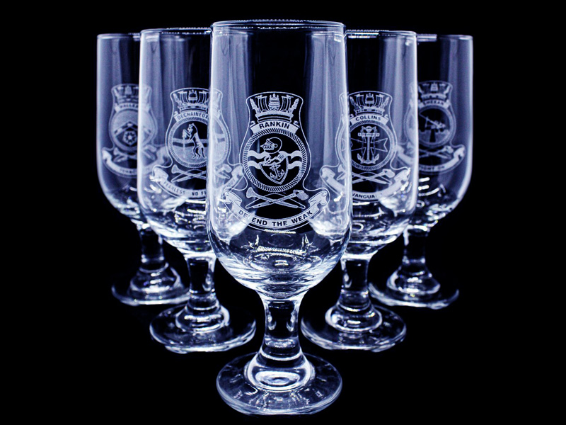 旋轉(zhuǎn)激光雕刻玻璃項(xiàng)目