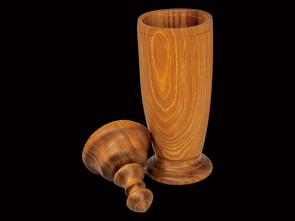 迷你車(chē)床加工木制工藝品