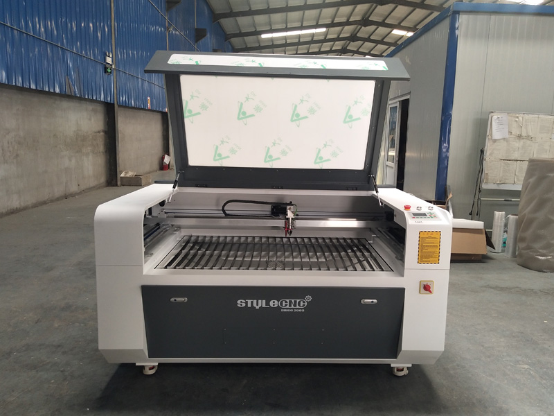 丹麥 STJ1390 帶空氣過濾器的激光切割機(jī) 丹麥 STJ1390 帶空氣過濾器的激光切割機(jī)