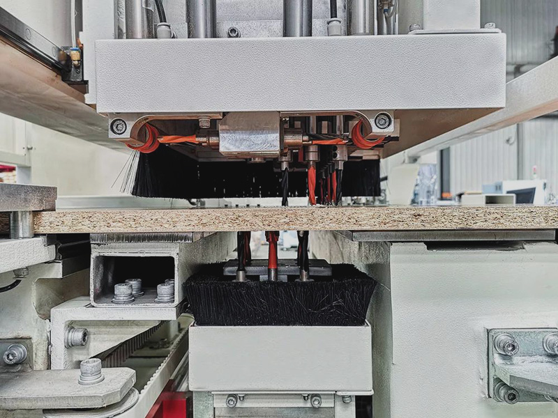 全自動(dòng)數(shù)控六面鉆孔機(jī) 全自動(dòng)數(shù)控六面鉆孔機(jī)