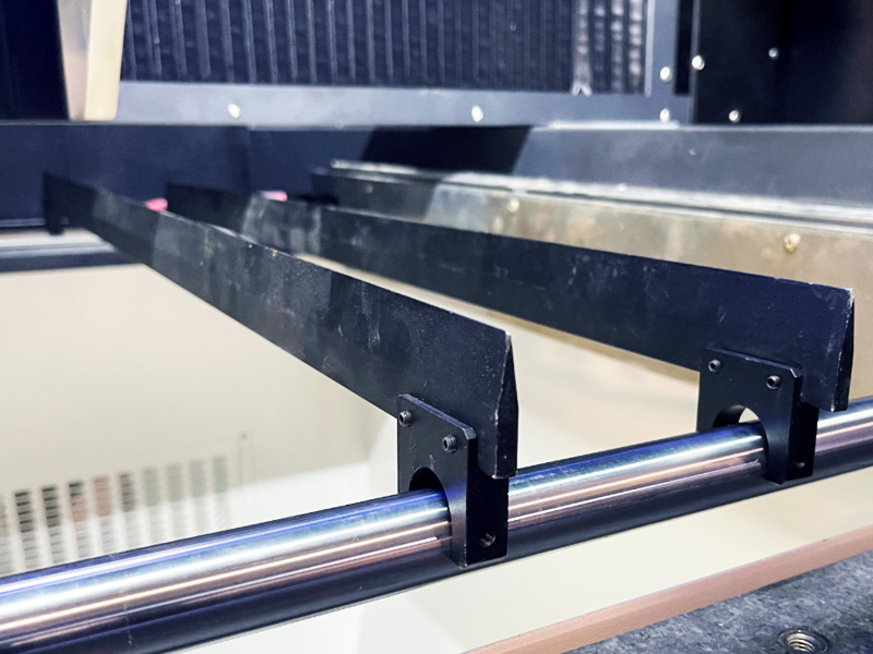 移動(dòng)式刀臺(tái) 移動(dòng)式刀臺(tái)