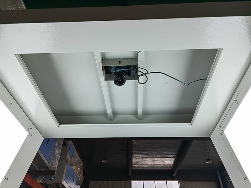 用于熱升華印花運動服的織物激光切割機(jī)